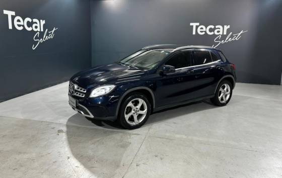 MERCEDES-BENZ GLA 200 1.6 CGI FLEX STYLE 7G-DCT